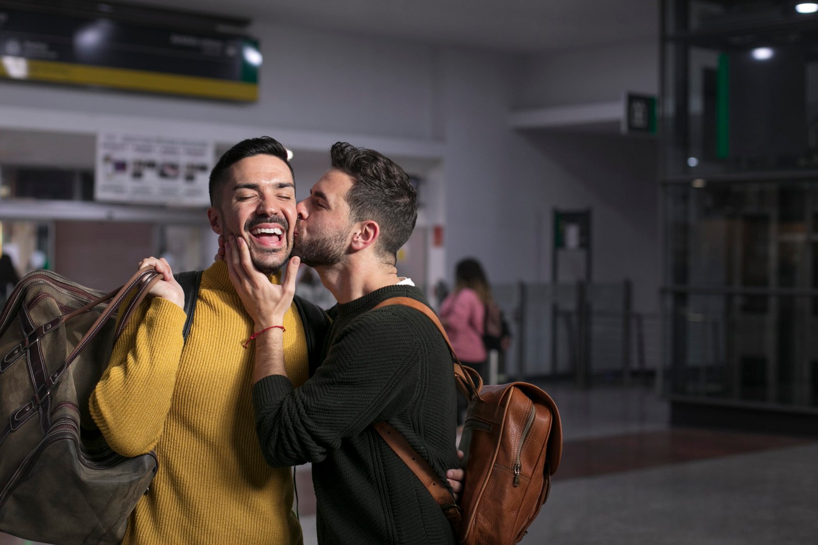long distance relationship couple meeting after long time scaled