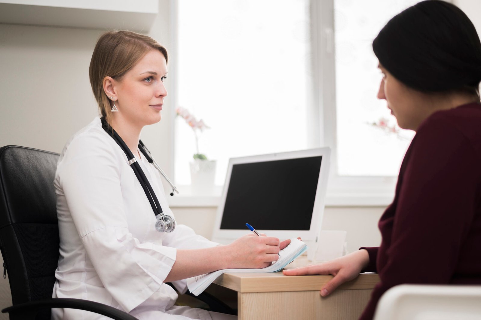doctor-talking-patient
